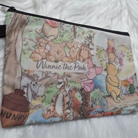 Winnie the Pooh Zipper Pouch - Picture 3 of 4